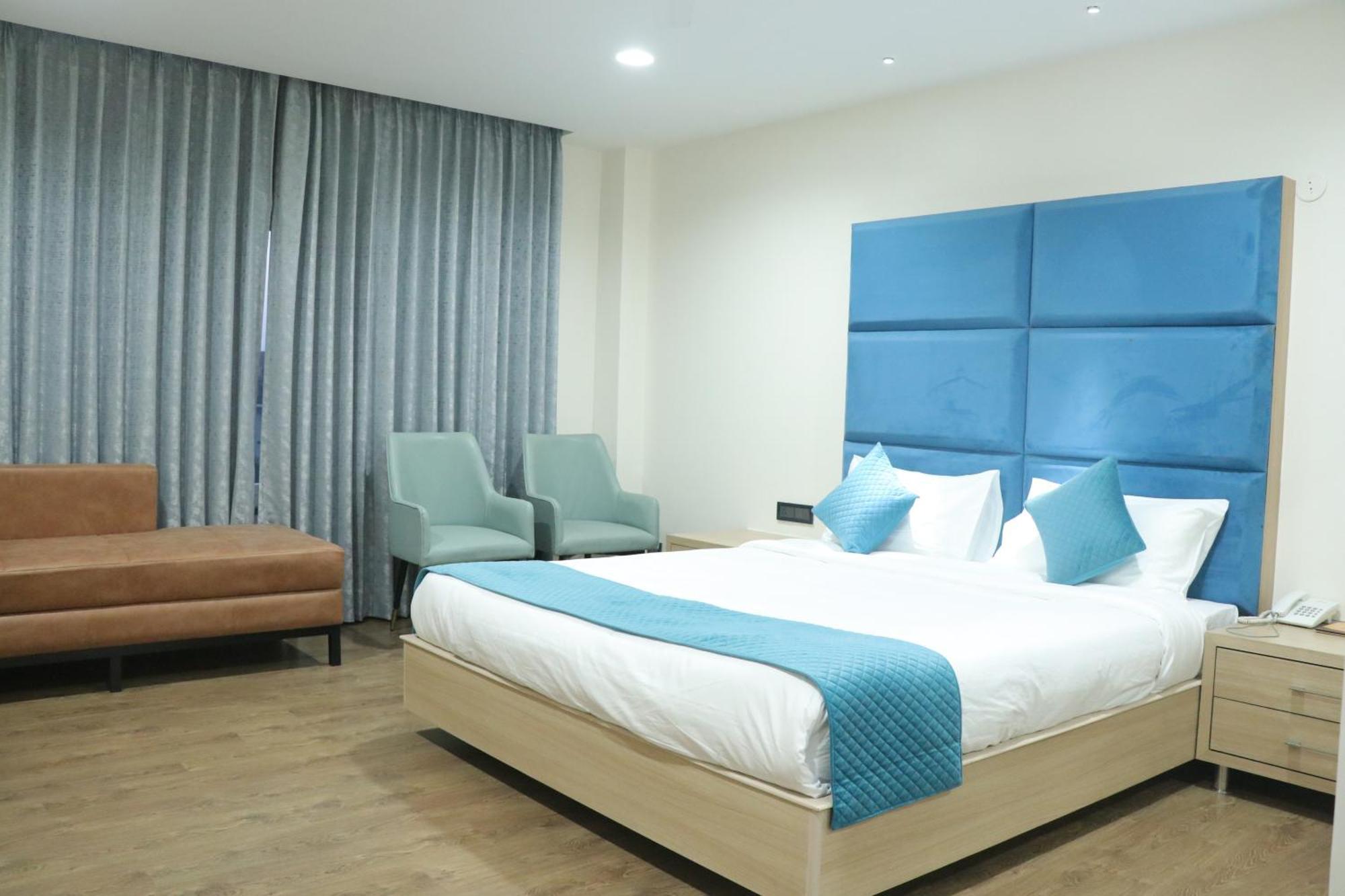 Hotel Pt Moolraj Residency Una  Esterno foto